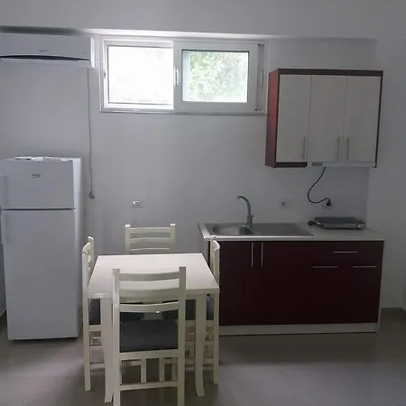 Bushi Apartment *