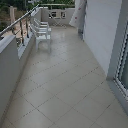 Apartment Bushi Ksamil